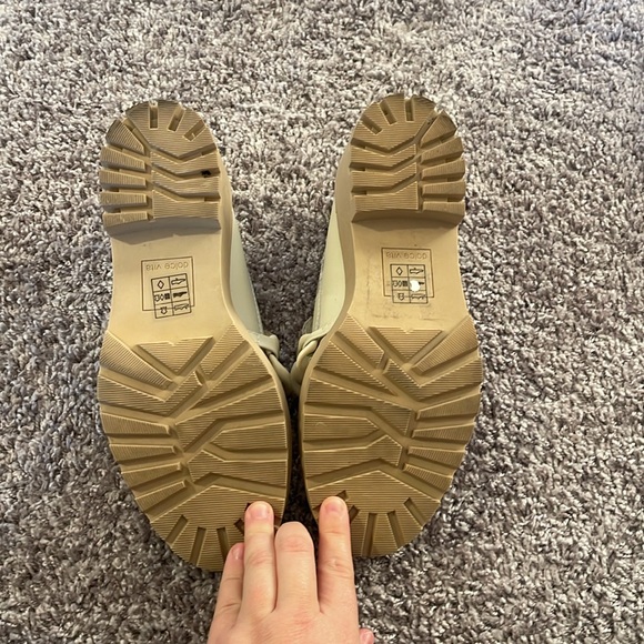 Dolce Vita Women's White Loafers - Picture 5 of 7